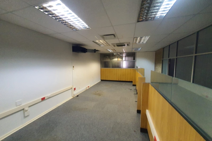 To Let commercial Property for Rent in Walmer Eastern Cape